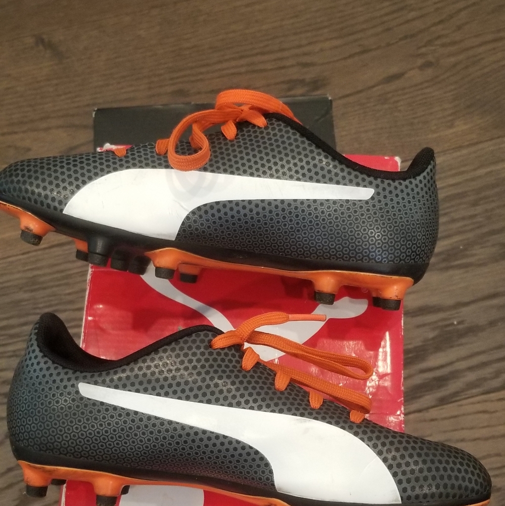 PUMA Spirit FG Jr Youth Soccer Ckeats